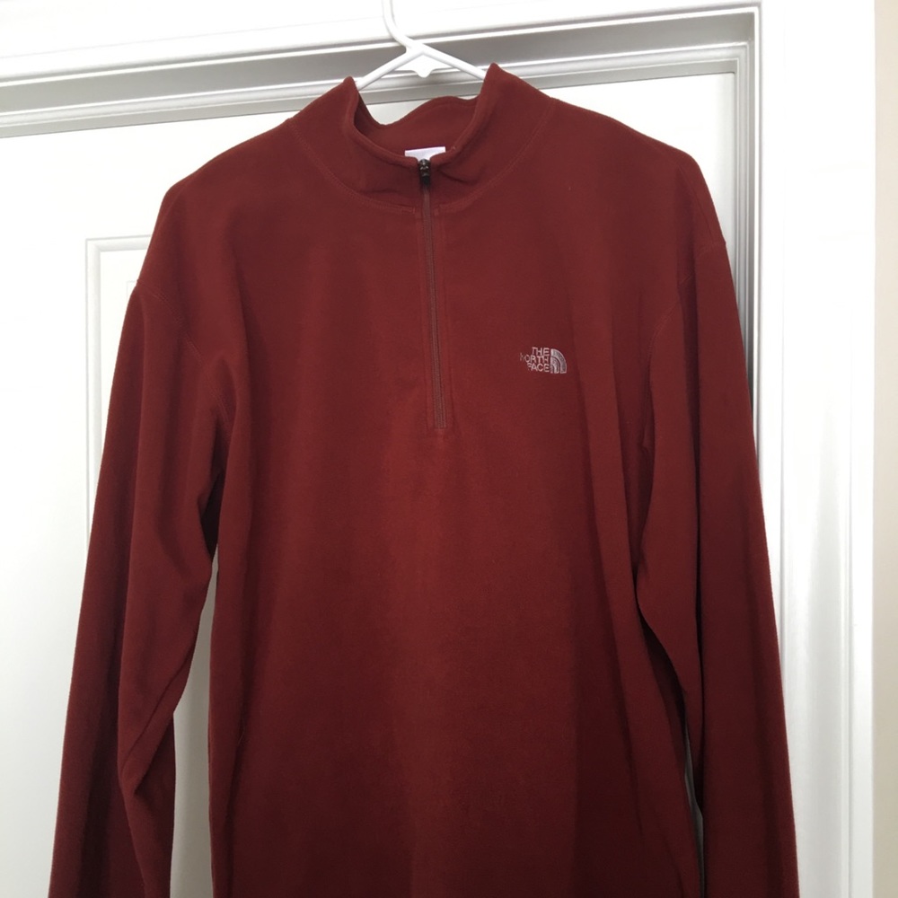 Men’s North Face half zip fleece